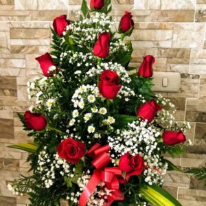 12 roses arrangement