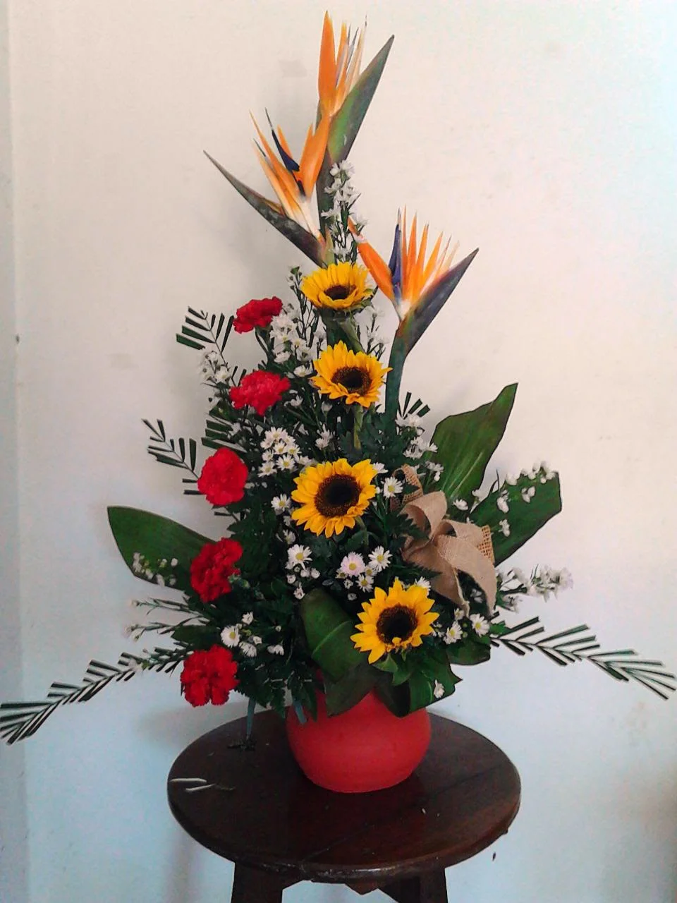 Arreglo de flores tropicales, entrega a domicilio en Managua