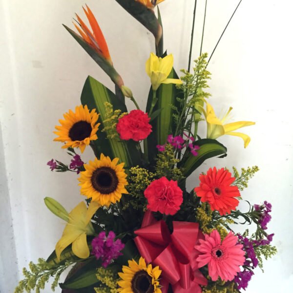 Arreglo de flores tropicales, entrega a domicilio en Managua