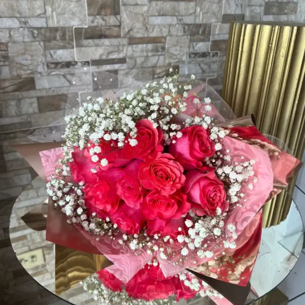 Bouquet de 12 rosas rosadas, entrega a domicilio en Managua